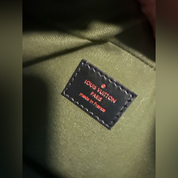 Louis Vuitton Monogram Infrarouge Dora MM! 🔥 - Picture 6 of 7